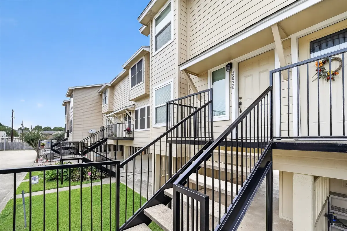2020 Harbour Drive, Seabrook, TX 77586 - #1