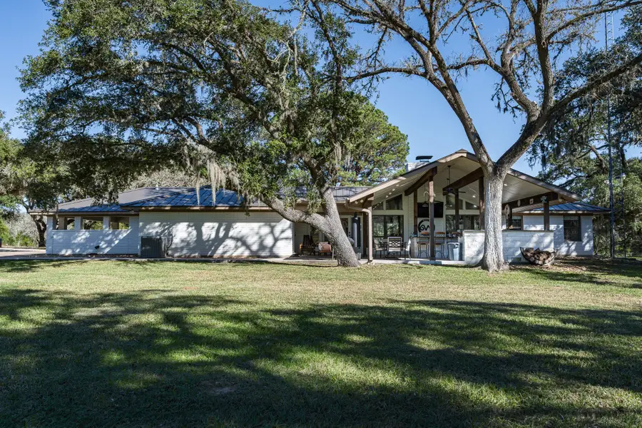 12570 Fm 530, Hallettsville, TX 77964 - Image #3