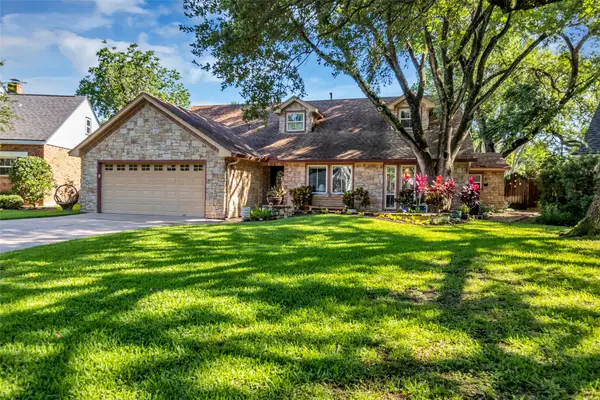 11226 Ivyridge Road, Houston, TX 77043