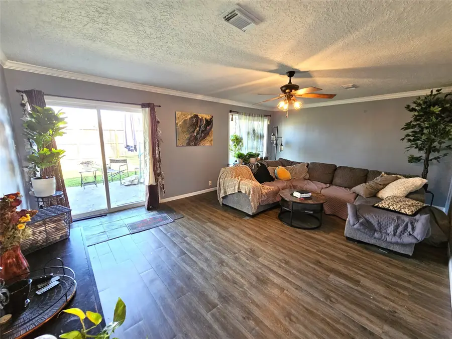 17211 Heritage Bay Drive, Webster, TX 77598 - Image #2