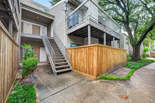 9707 Richmond Avenue #118, Houston, TX 77042