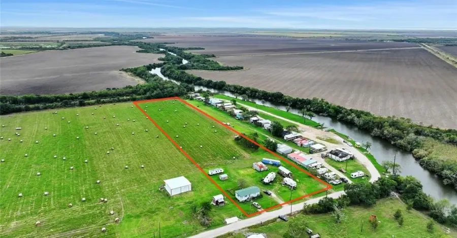 11709 County Road 581, Santa Fe, TX 77510 - Image #3