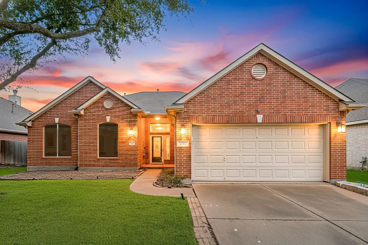 2010 Lincoln Crest Way, Sugar Land, TX 77498 - #1