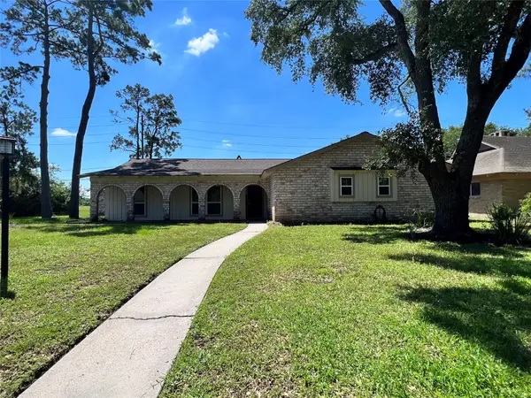 203 Acorn Tree Court, Spring, TX 77388