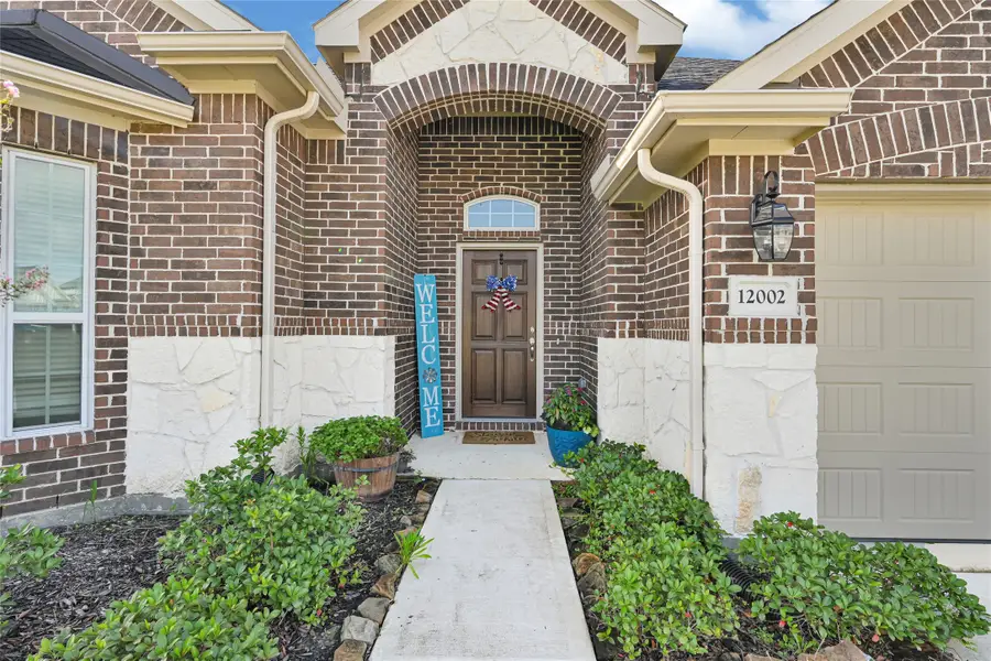 12002 Champions Forest Drive, Monterey Belvieu, TX 77535 - #3