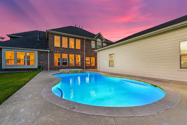 27411 Gladway Manor Drive, Katy, TX 77494