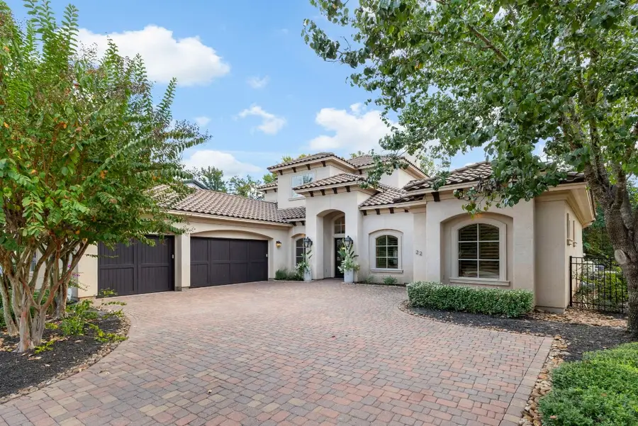 22 Johnathan Landing Court, The Woodlands, TX 77389 - #2