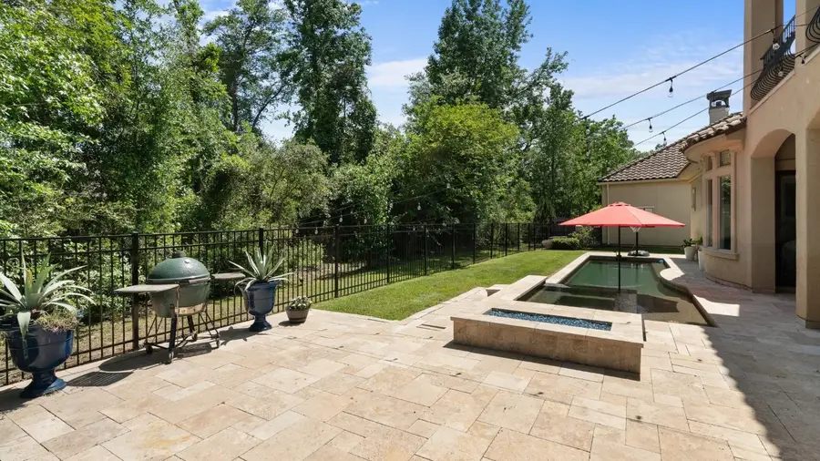 22 Johnathan Landing Court, The Woodlands, TX 77389 - #3