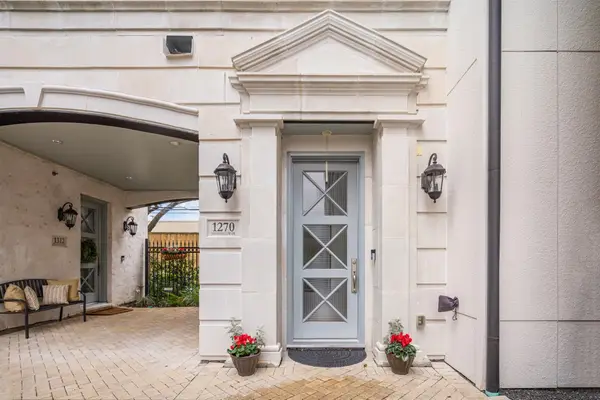 1270 Wood Hollow Drive, Houston, TX 77057