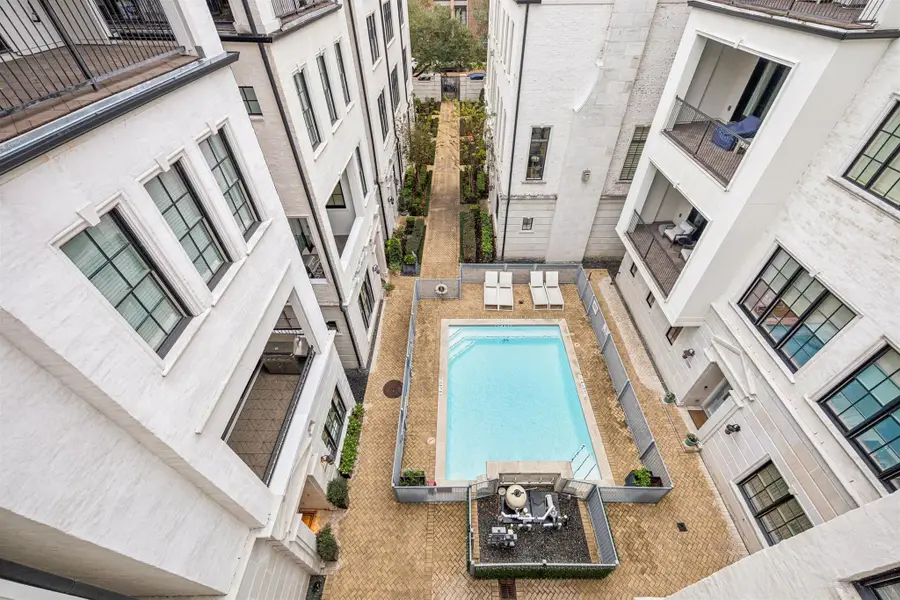 1270 Wood Hollow Drive, Houston, TX 77057 - Image #3