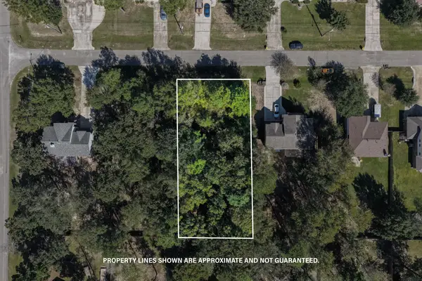 6621 Grant, Magnolia, TX 77354