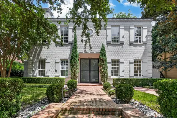 2114 Wroxton Road, Houston, TX 77005