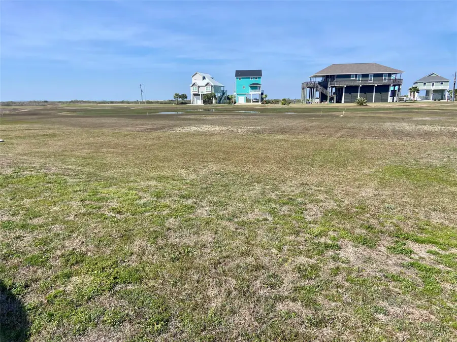 3823 Carmel Court, Galveston, TX 77554 - #3