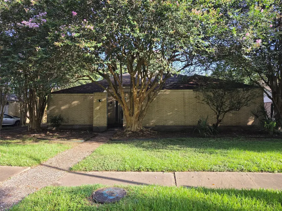 16379 Havenpark Drive, Houston, TX 77059 - #2