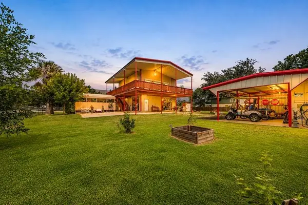 749 12th Street, Dickinson, TX 77539