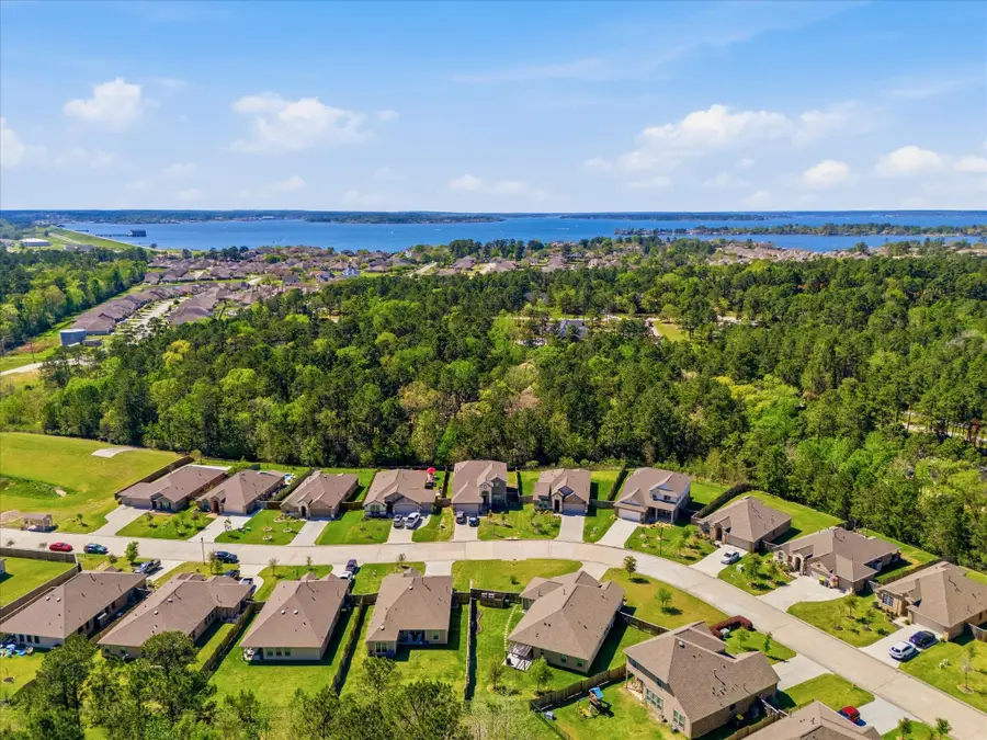 6048 Heritage Creek Lane, Conroe, TX 77304 - #2