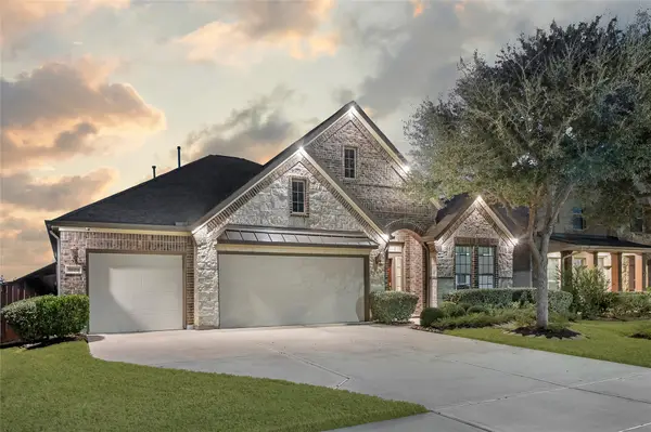 9619 Hideaway Green Drive, Richmond, TX 77406