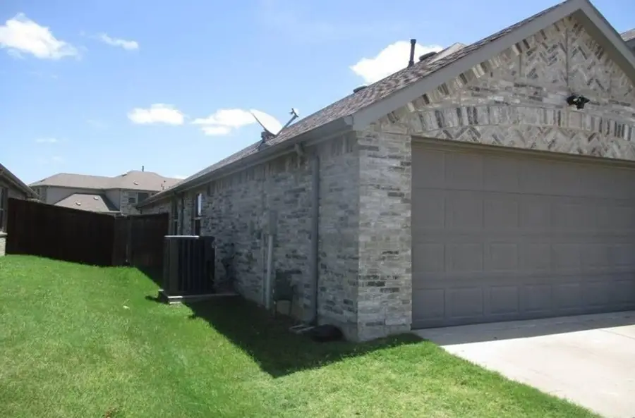 1644 Pegasus Drive, Forney, TX 75126 - Image #2