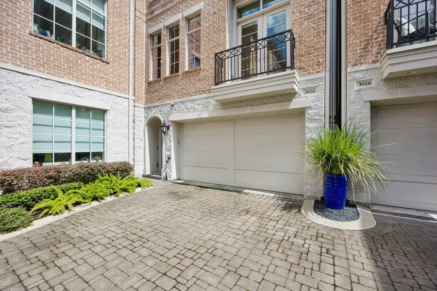 3928 W Main Street, Houston, TX 77027 - #3