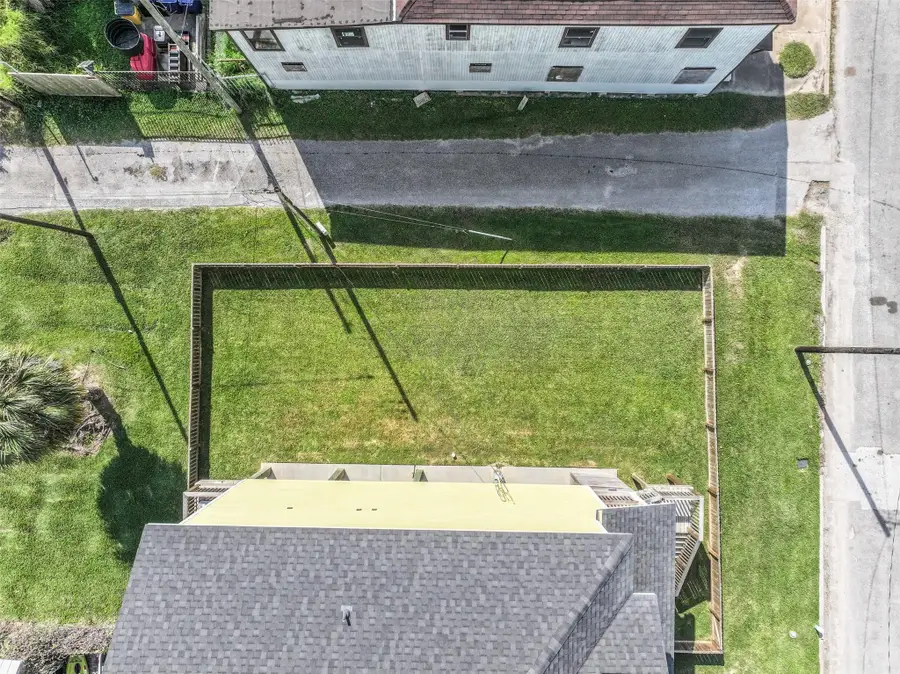 614 38th Street, Galveston, TX 77550 - #2