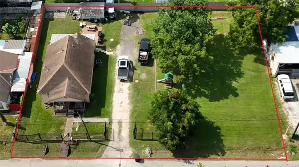 7926 Mendez Street, Houston, TX 77029