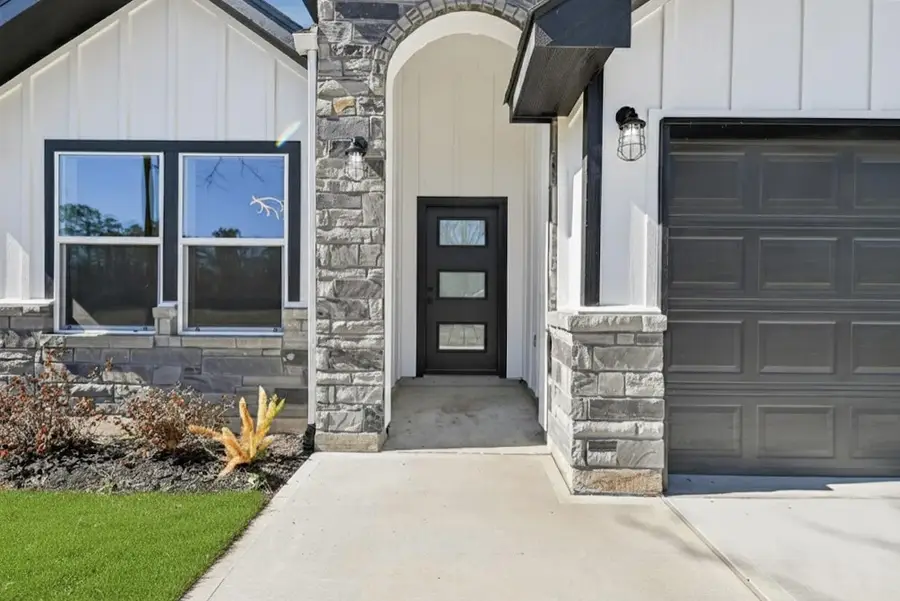 604 Jefferson Avenue, Cleveland, TX 77327 - #3