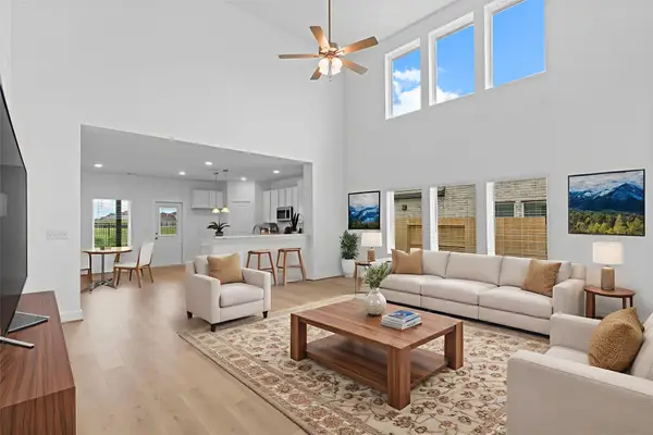 5124 Magnolia Springs Drive, Pearland, TX 77584