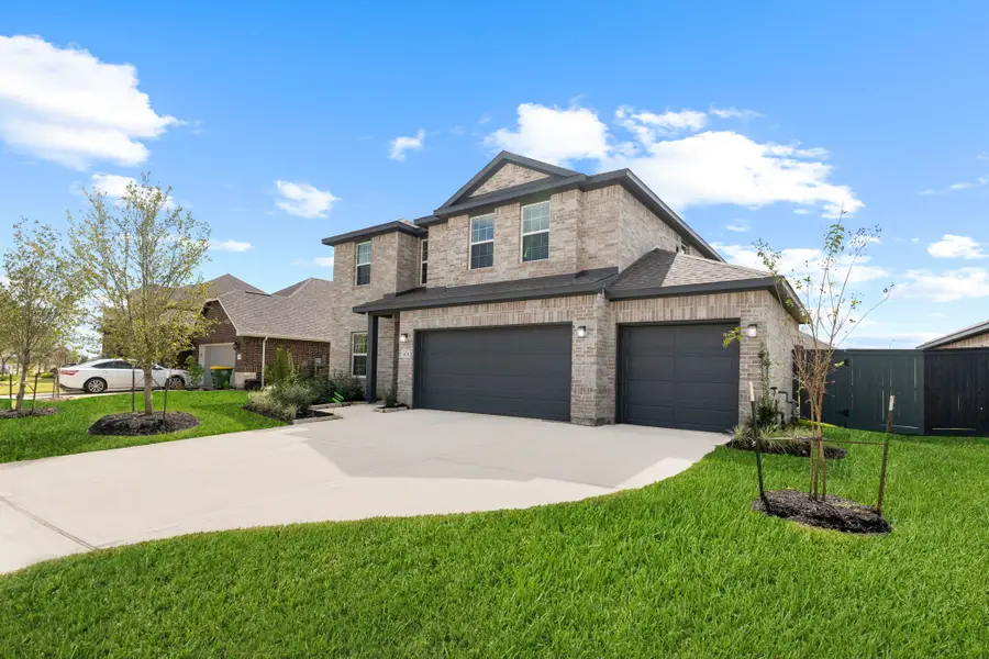 5124 Magnolia Springs Drive, Pearland, TX 77584 - Image #2
