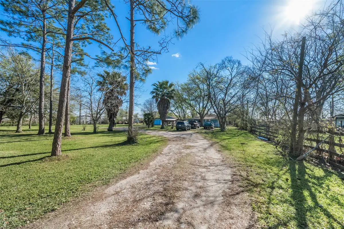 1227 Ave L, Santa Fe, TX 77510 - #1