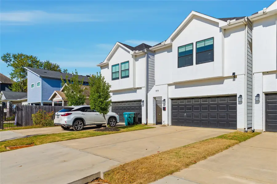 819 W 19th Street, Houston, TX 77008 - Image #3