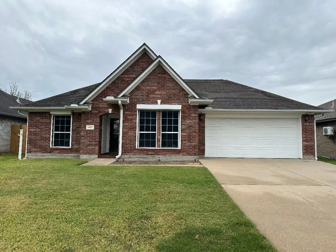 603 Manor Drive, Angleton, TX 77515 - #1