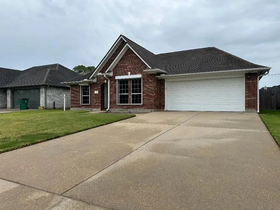 603 Manor Drive, Angleton, TX 77515 - #2