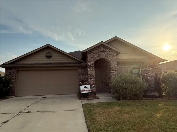 160 Voss S, Kyle, TX 78640