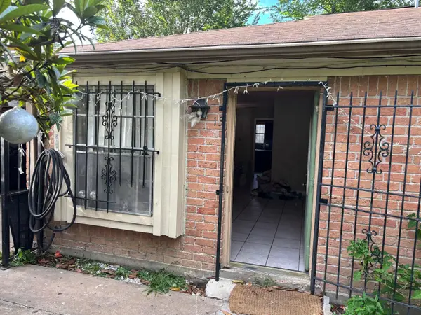 1612 Crestdale Drive #13, Houston, TX 77080