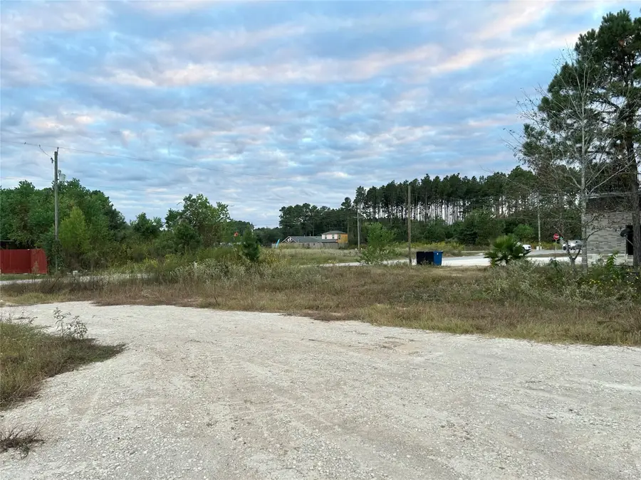 717 County Road 3542, Cleveland, TX 77327 - Image #2
