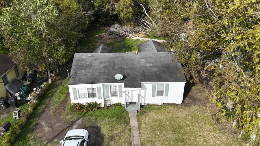 5237 Carmen Street, Houston, TX 77033 - #3