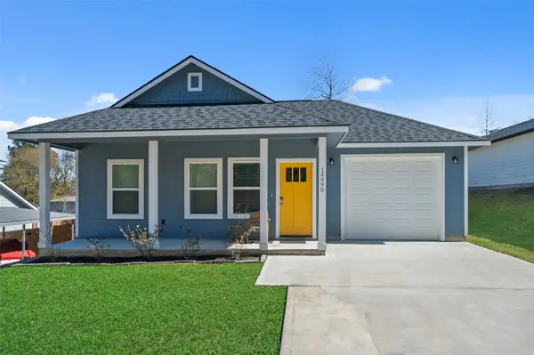 14990 Indian Hill Trail, Willis, TX 77378