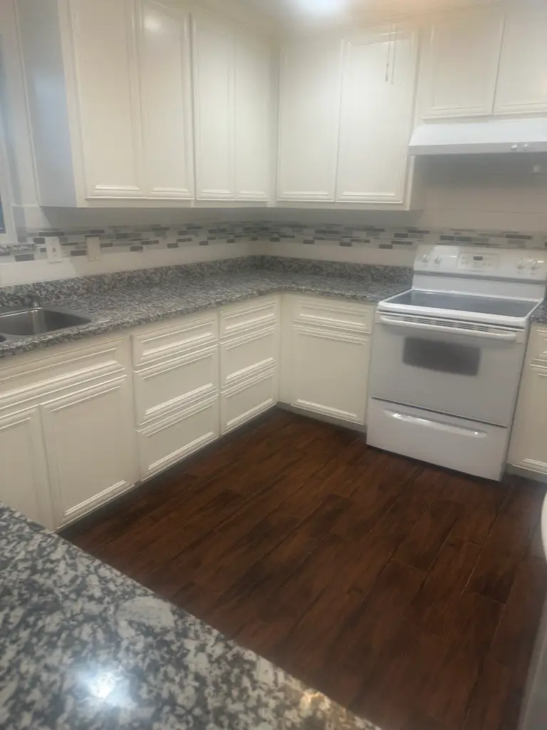 304 Jill Street, Conroe, TX 77303 - Image #2