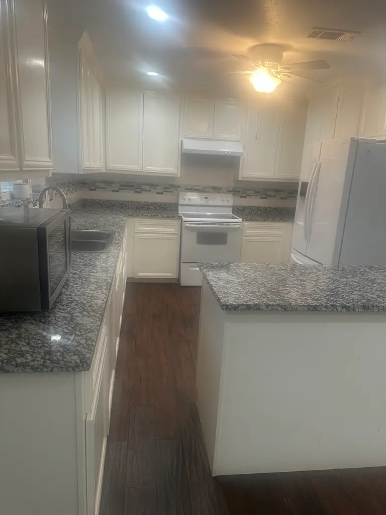 304 Jill Street, Conroe, TX 77303 - Image #3