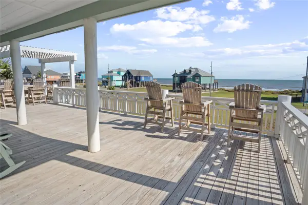 940 Raymond, Crystal Beach, TX 77650