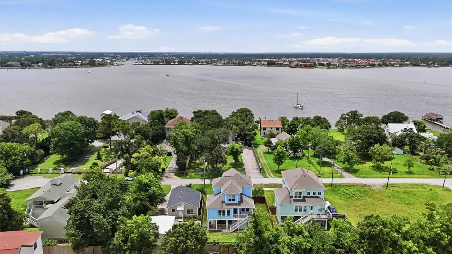 2922 Seargent Street, Seabrook, TX 77586 - #3