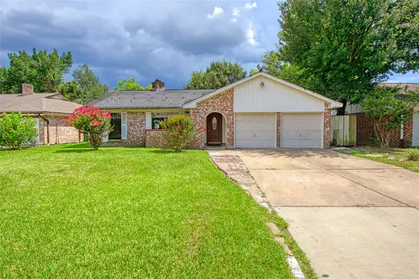 346 Saddle Horn Drive, Houston, TX 77060