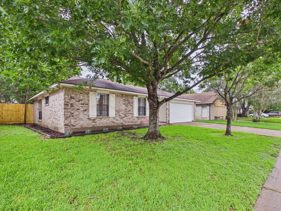 4922 Creekview Drive, La Porte, TX 77571 - #2