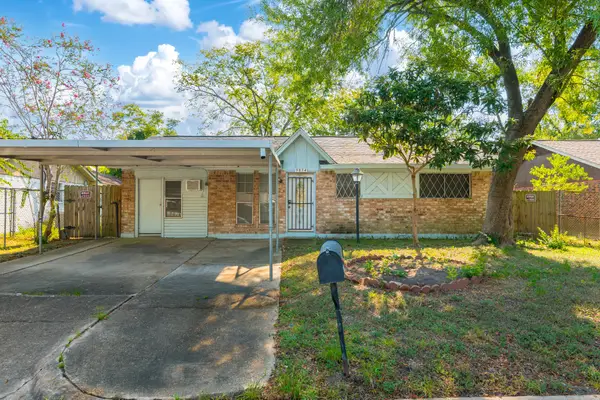 9834 Denning Drive, Houston, TX 77078
