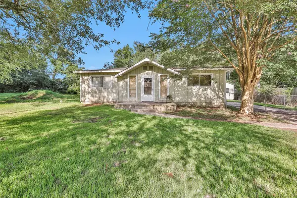 4967 Lazy Lane, Montgomery, TX 77316