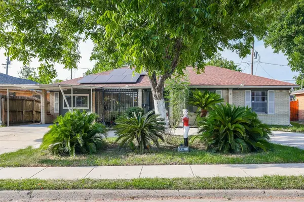 266 W Riverwood Drive, Houston, TX 77076