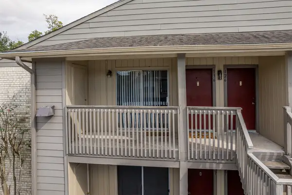 1900 Bay Area Boulevard #136, Houston, TX 77058
