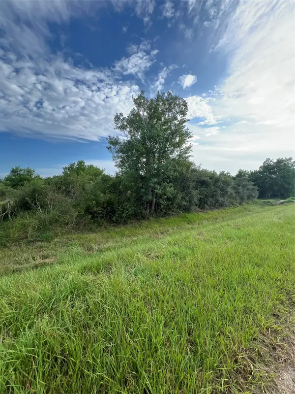 0000 County Road 246 West Avenue, Matagorda, TX 77457