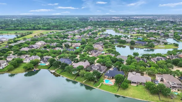 1942 Lake Fountain Drive, Katy, TX 77494
