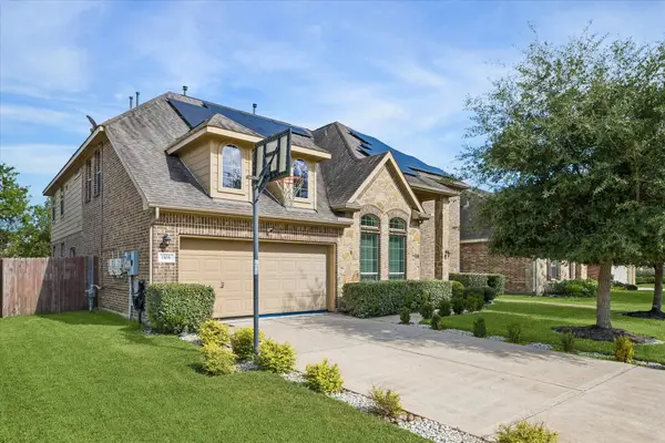 1106 Boxwood Place, Friendswood, TX 77546